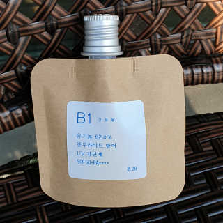 톤28 유기농 블루라이트 방어 UV 차단거리 건성용 B1 — 4점을 준 리뷰어가 2019년 5월 올린 사용 사진