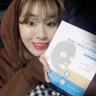 더메이런 마이크로 파이버 화이트 클리닉 마스크 — 4.5점을 준 리뷰어가 2017년 2월 올린 사용 사진