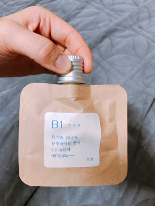톤28 유기농 블루라이트 방어 UV 차단거리 건성용 B1 — 4점을 준 리뷰어가 2019년 5월 올린 사용 사진