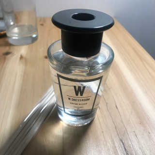 더블유드레스룸 퍼퓸 디퓨저 70ml — 5점을 준 리뷰어가 2018년 7월 올린 사용 사진