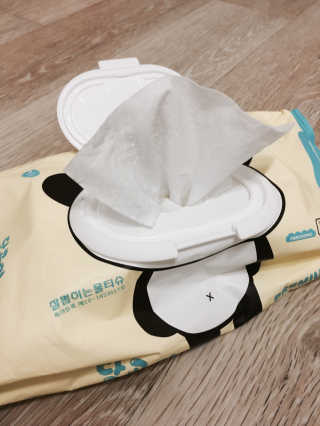 달곰이 물티슈 — 5점을 준 리뷰어가 2017년 3월 올린 사용 사진
