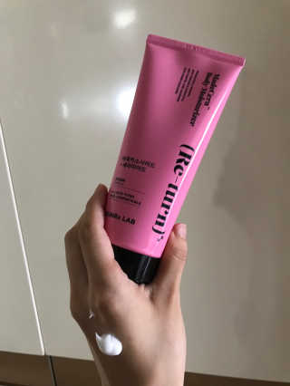 스킨알엑스랩 마데세라 바디모이스춰라이저 — 4점을 준 리뷰어가 2019년 9월 올린 사용 사진