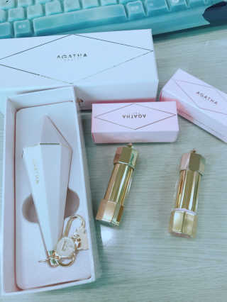 아가타 [AGATHA] 프리미에르 립스틱 — 3.33점을 준 리뷰어가 2018년 5월 올린 사용 사진