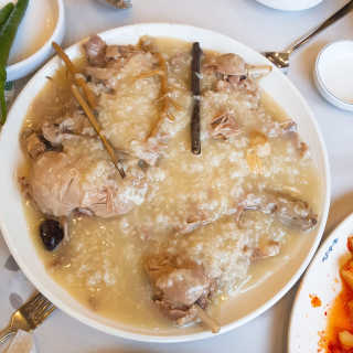 [장수촌 의왕청계점] 누룽지오리백숙 2인 — 5점을 준 리뷰어가 2019년 10월 올린 사용 사진