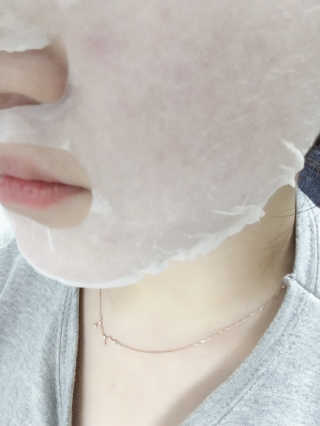 세포랩 바이오제닉 에센스 30ml 특별팩 — 3.67점을 준 리뷰어가 2018년 5월 올린 사용 사진