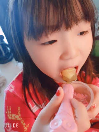 데르뜨 떠먹는 과일 3종, 짜먹는 과일 2종 총 10개 체험 — 4점을 준 리뷰어가 2020년 3월 올린 사용 사진