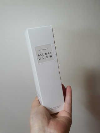 ALL DAY GLOW [올데이글로우] 카밍 밸런스 페이셜 토너 200ml — 5점을 준 리뷰어가 2019년 12월 올린 사용 사진