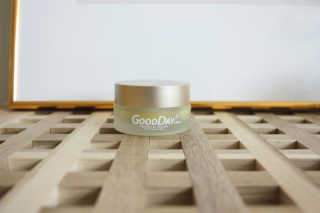 GoodDay Skincare GoodDay 강황 크림 — 4.5점을 준 리뷰어가 2019년 7월 올린 사용 사진
