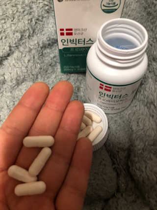라플레 염창환 박사의 3세대 유산균, 인빅터스 프로 — 5점을 준 리뷰어가 2019년 12월 올린 사용 사진
