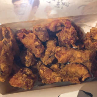 [치킨마루]-  빠사칸윙봉현미 + 콜라 500ml — 5점을 준 리뷰어가 2019년 7월 올린 사용 사진