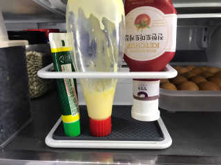 올버튼 낭비되는 돈을 지켜주는 거꾸로 스마트 수납선반 — 5점을 준 리뷰어가 2019년 6월 올린 사용 사진