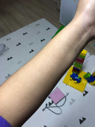 아미니 울트라 시어 버터 스틱 밤 — 5점을 준 리뷰어가 2019년 1월 올린 사용 사진