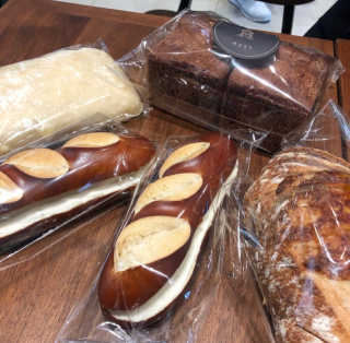[보네르아띠 관악점] 내맘대로 빵 + 아메리카노 2잔 — 4.5점을 준 리뷰어가 2018년 12월 올린 사용 사진