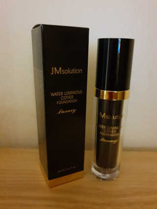 JM솔루션 물광 커버 파운데이션 럭셔리 — 5점을 준 리뷰어가 2018년 12월 올린 사용 사진