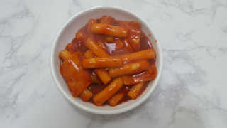 두번째 국떡 국가대표 떡볶이 1팩 + 영미칩 2봉 증정 — 5점을 준 리뷰어가 2019년 2월 올린 사용 사진