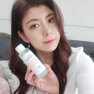 스킨그래머 슈퍼 굿 리페어 에센스 — 4.5점을 준 리뷰어가 2019년 5월 올린 사용 사진