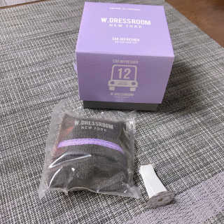 더블유드레스룸 더블유 차량용방향제 — 3.5점을 준 리뷰어가 2018년 9월 올린 사용 사진