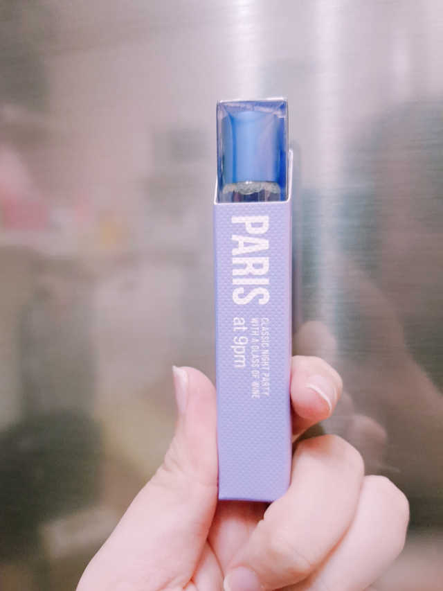롤 온 퍼퓸EDT 10ml 리뷰 사진