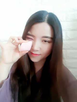 잇툴즈 마블 메이크업 스펀지 — 5점을 준 리뷰어가 2017년 2월 올린 사용 사진