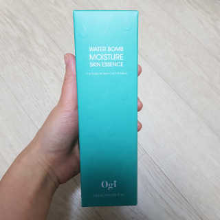 오지아이 워터 밤 모이스처 스킨 에센스 180ml — 4점을 준 리뷰어가 2020년 1월 올린 사용 사진