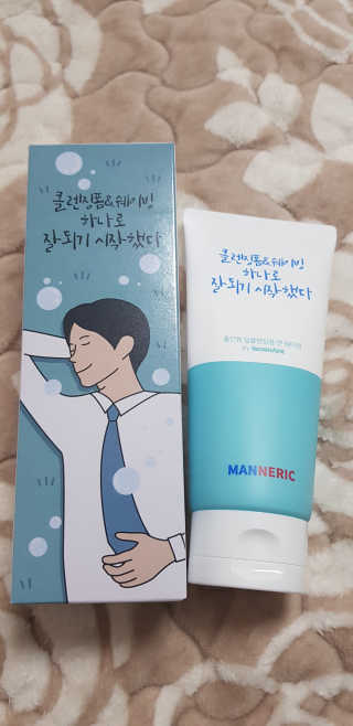 매너릭 올인원 딥클렌징폼 앤 쉐이빙 — 5점을 준 리뷰어가 2020년 1월 올린 사용 사진