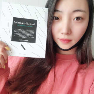 어웨이크어슬립 어슬립 페이스 리프트업 밴드 — 4.33점을 준 리뷰어가 2018년 5월 올린 사용 사진