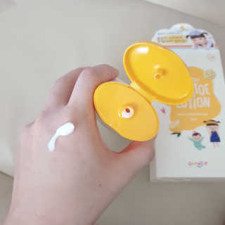 꼬모조이 초크초크 콩순이 탑투토 로션 — 4.5점을 준 리뷰어가 2019년 12월 올린 사용 사진