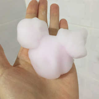 꼬모조이 탱글탱글 구름 콩순이 버블바스 — 5점을 준 리뷰어가 2019년 11월 올린 사용 사진