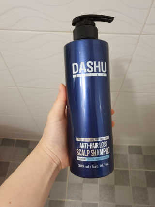 다슈코리아 다슈 데일리 단백질 한방 두피 골드 샴푸 500ml — 5점을 준 리뷰어가 2020년 1월 올린 사용 사진