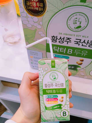 이롬 황성주 국산콩 닥터두유 3종 — 5점을 준 리뷰어가 2018년 5월 올린 사용 사진