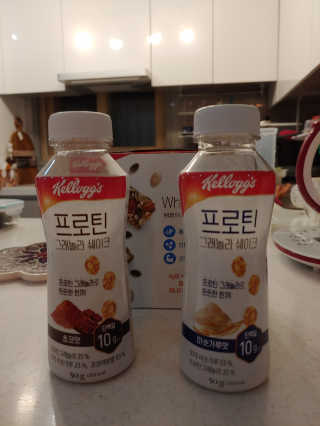 켈로그 프로틴바 멀티팩+프로틴 그래놀라 쉐이크 2종 — 4점을 준 리뷰어가 2020년 1월 올린 사용 사진