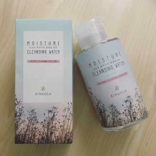 신소라 코스메틱 SINSOLA COSMETIC 신소라 모이스춰 클렌징 워터 — 5점을 준 리뷰어가 2017년 11월 올린 사용 사진