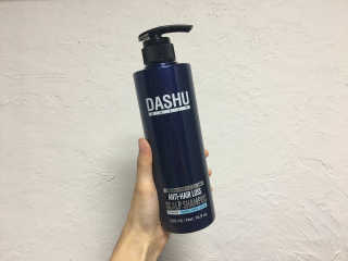 다슈코리아 다슈 데일리 한방 두피 골드 샴푸 500ml — 5점을 준 리뷰어가 2017년 12월 올린 사용 사진