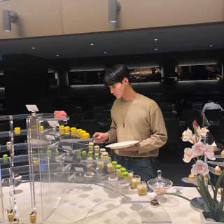 뷔페G [뷔페 G 글래드호텔 강남코엑스센터점] 2인 식사권 — 5점을 준 리뷰어가 2019년 3월 올린 사용 사진