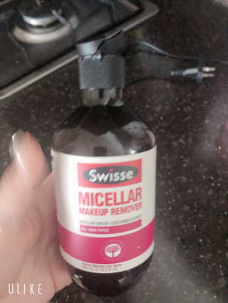 SWISSE 스위스 미셀라 메이크업 리무버 — 5점을 준 리뷰어가 2019년 12월 올린 사용 사진