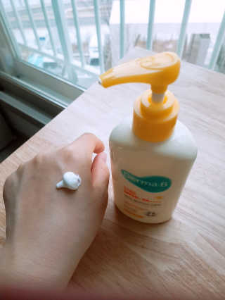 더마비 에브리데이 선블록 SPF50+ PA++++ — 5점을 준 리뷰어가 2019년 4월 올린 사용 사진