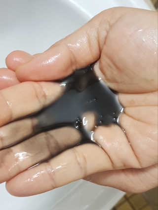 the naked object [탈모볼륨샴푸] 디블랙 팩 샴푸 — 4점을 준 리뷰어가 2020년 3월 올린 사용 사진