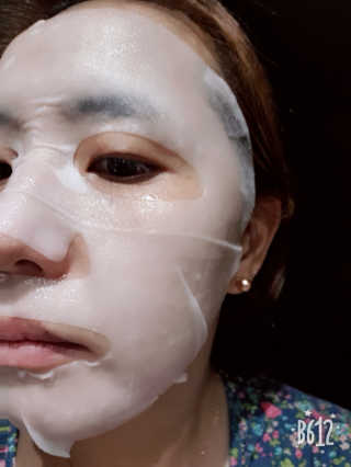 일동제약 퍼스트랩 프로바이오틱 마스크팩 10매 — 5점을 준 리뷰어가 2018년 9월 올린 사용 사진