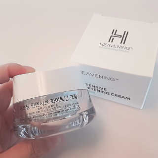 헤브닝 인텐시브 화이트닝크림 50ml — 4.67점을 준 리뷰어가 2018년 9월 올린 사용 사진