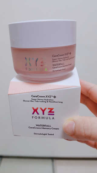 XYZ FORMULA 워터폴 라인 세라크라운 메모리 크림 — 5점을 준 리뷰어가 2018년 3월 올린 사용 사진