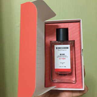 더블유드레스룸 퍼퓸 EDT 70ml — 3.83점을 준 리뷰어가 2018년 10월 올린 사용 사진