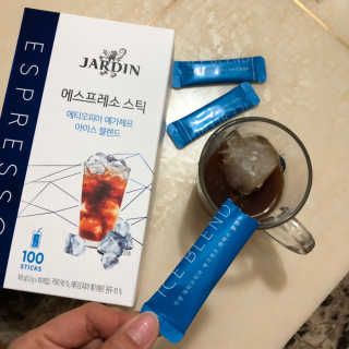 (주)쟈뎅 [쟈뎅] 에스프레소스틱 아이스블렌드 — 5점을 준 리뷰어가 2019년 5월 올린 사용 사진