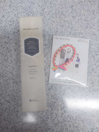 메이메리 쓰리이펙츠 모이스처 톤업크림 50ml — 5점을 준 리뷰어가 2019년 11월 올린 사용 사진