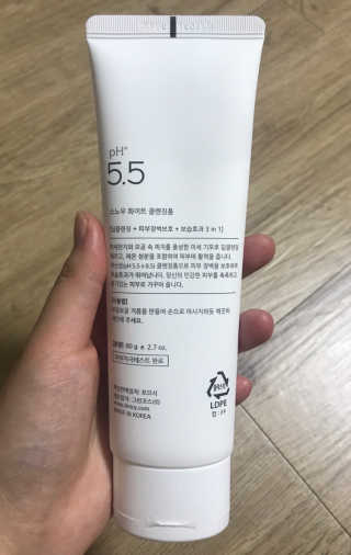 포므시 스노우화이트클렌징폼pH5.5 — 5점을 준 리뷰어가 2019년 7월 올린 사용 사진