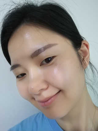 [하킴 코스메틱] 알프48 이바이스 엘럼 — 5점을 준 리뷰어가 2019년 10월 올린 사용 사진