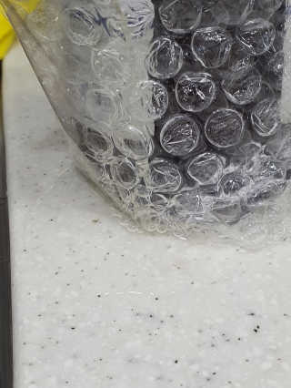 달리프 베러 퍼퓸 샴푸 1000ml 레이니데이 or 일랑로즈 — 1점을 준 리뷰어가 2020년 1월 올린 사용 사진