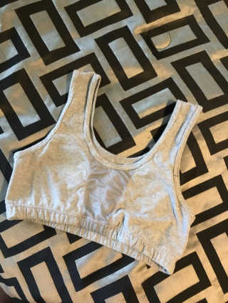 크리비아 Clivia Padded Yoga Sports Bra — 5점을 준 리뷰어가 2018년 7월 올린 사용 사진