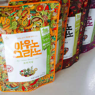 아우노그라노 오리지날, 진짜 베리, 진짜 카카오 — 5점을 준 리뷰어가 2018년 1월 올린 사용 사진