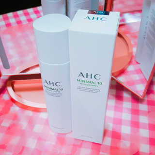 AHC 에이 에이치 씨 미니멀 10 워터리 에센스 — 4점을 준 리뷰어가 2018년 12월 올린 사용 사진