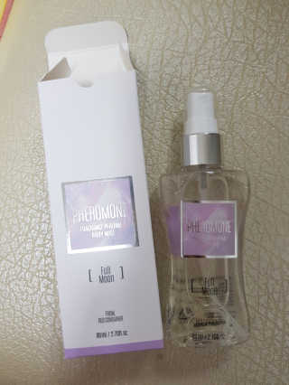 레드컨테이너 페로몬향 퍼퓸 바디미스트 80ml — 3.5점을 준 리뷰어가 2020년 1월 올린 사용 사진